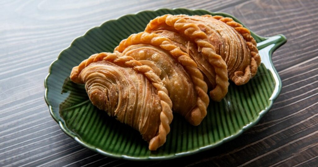 Spiral curry puff, a famous street food in Singapore