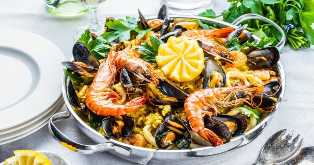 Traditional seafood paella