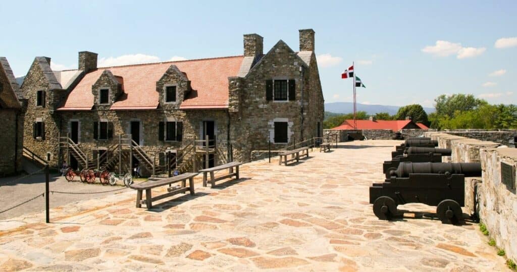 cannons at fort ticonderoga in new york