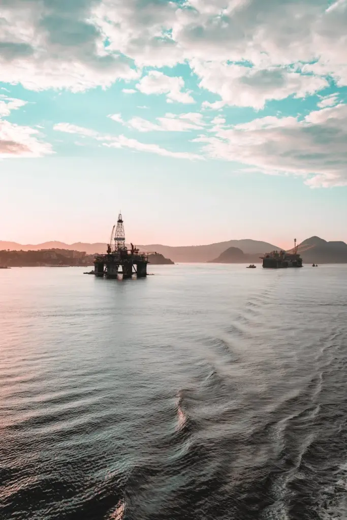 Scenic view of oil rigs at sunset in Guanabara Bay, Rio de Janeiro, Brazil.