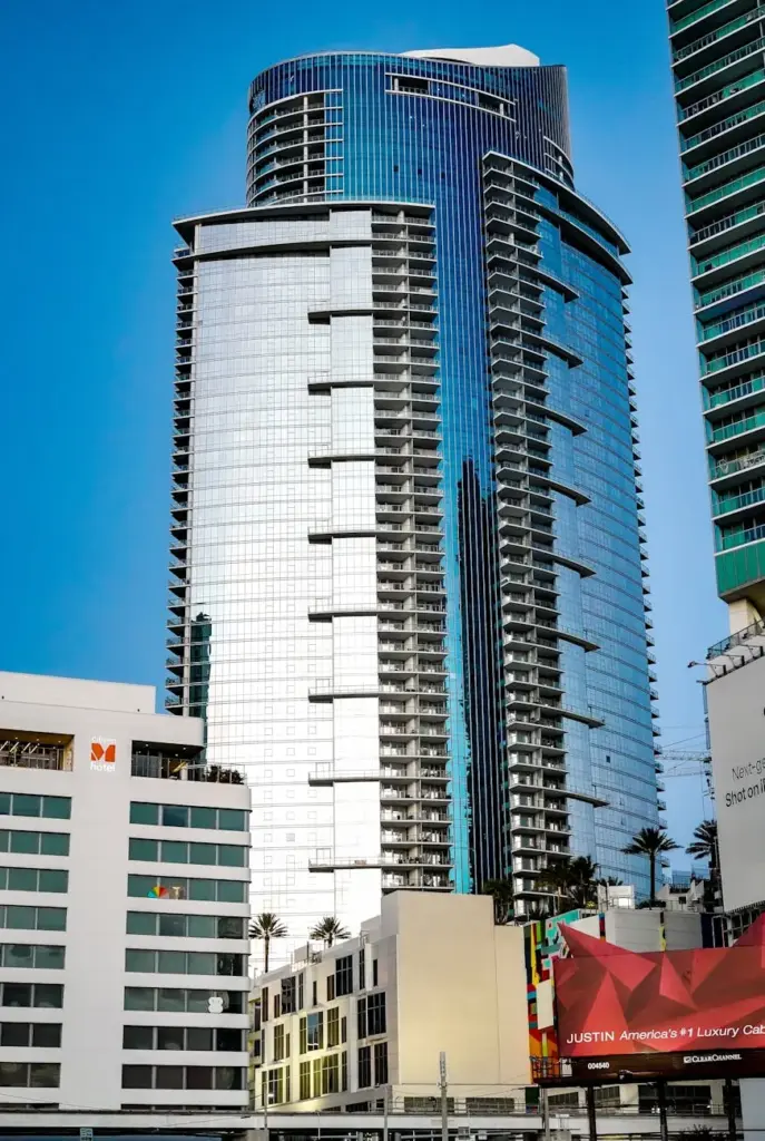 Modern skyscraper reflecting the dynamic urban landscape of Miami's city center.
