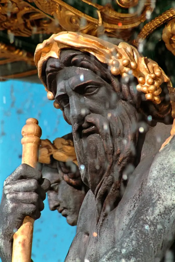 Bronze sculptures of Fontaine des Mers in Place de la Concorde, Paris.