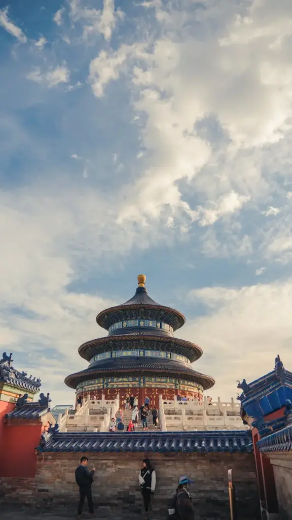 Explore the stunning architecture of the Temple of Heaven in Beijing, a symbol of Chinese spirituality and culture.