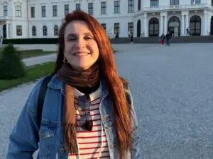 Irlanda: O Novo El Dorado Brasileiro? Cursos de Inglês, Visto Fácil e Oportunidades de Emprego Impulsionam a Migração em Massa
