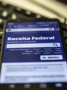 Imposto de Renda 2024: Receita Federal bate recorde de restituições e mira declaração 100% pré-preenchida