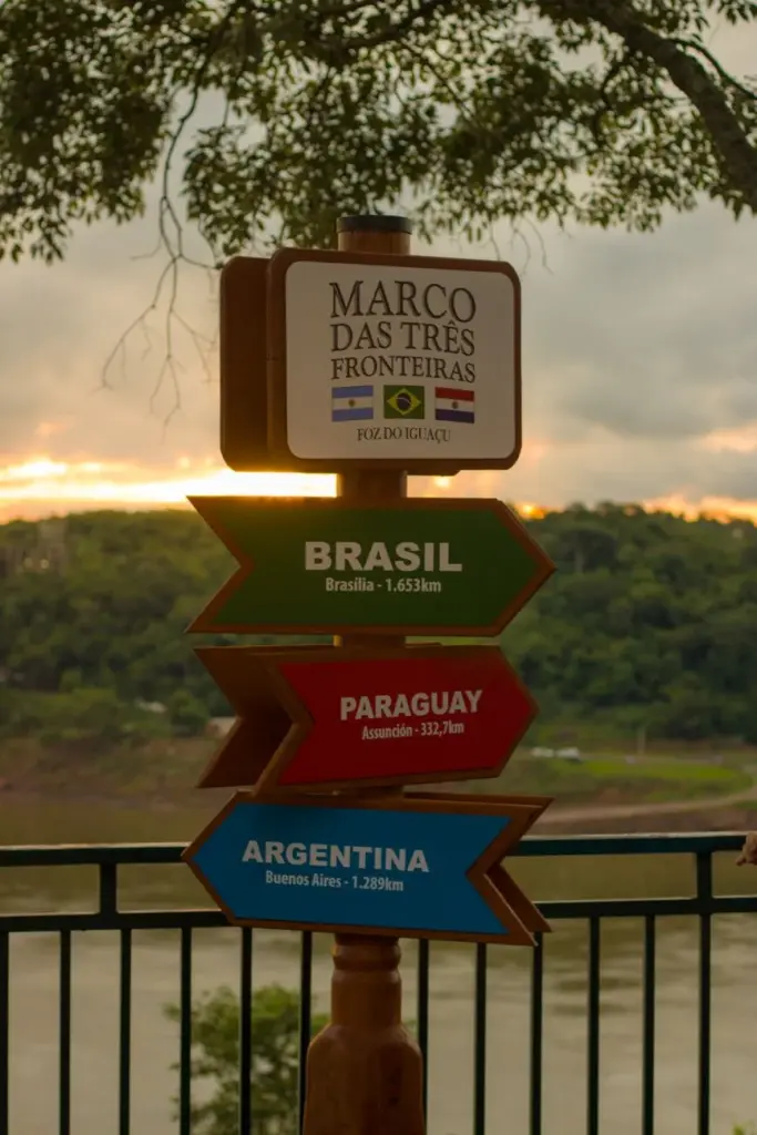 Sign at Marco das Tres Fronteiras overlooking Brazil, Paraguay, and Argentina.